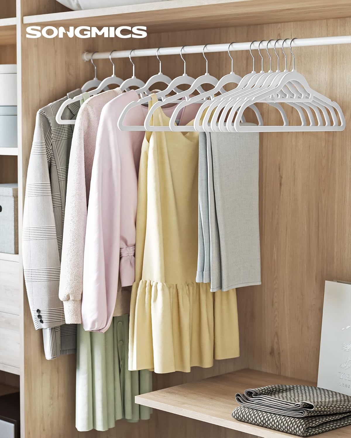 Grucce per Abiti, 50 Pezzi, 43,5cm, Gancio Girevole, Grucce per Pantaloni, Antiscivolo, in Velluto, Bianco e Argento, , Songmics, 9